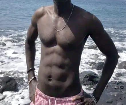 602717558: Chico busca chica en Ibiza