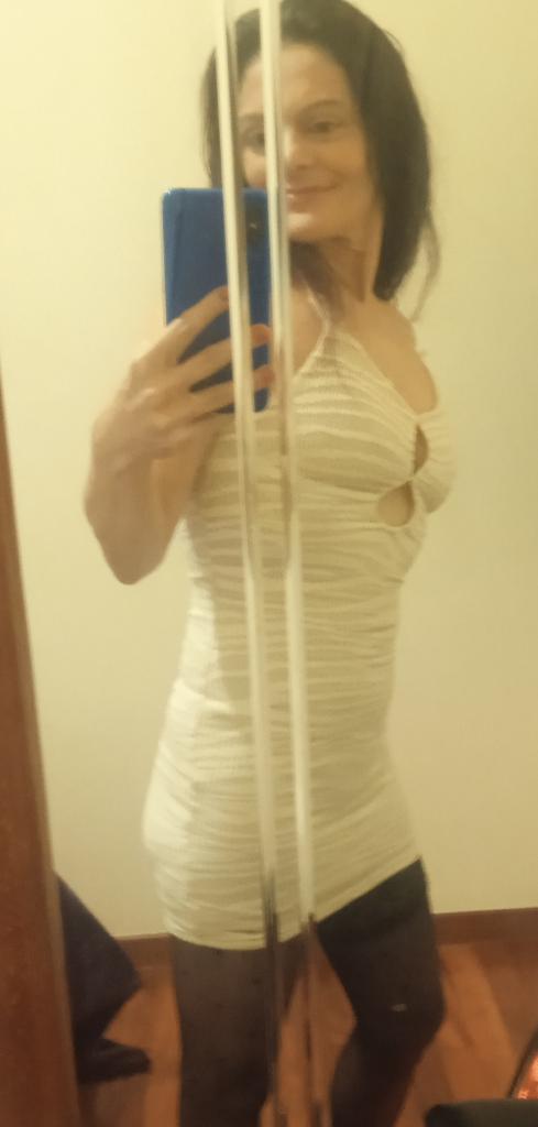 685550910: Chica busca chico en La Coruña