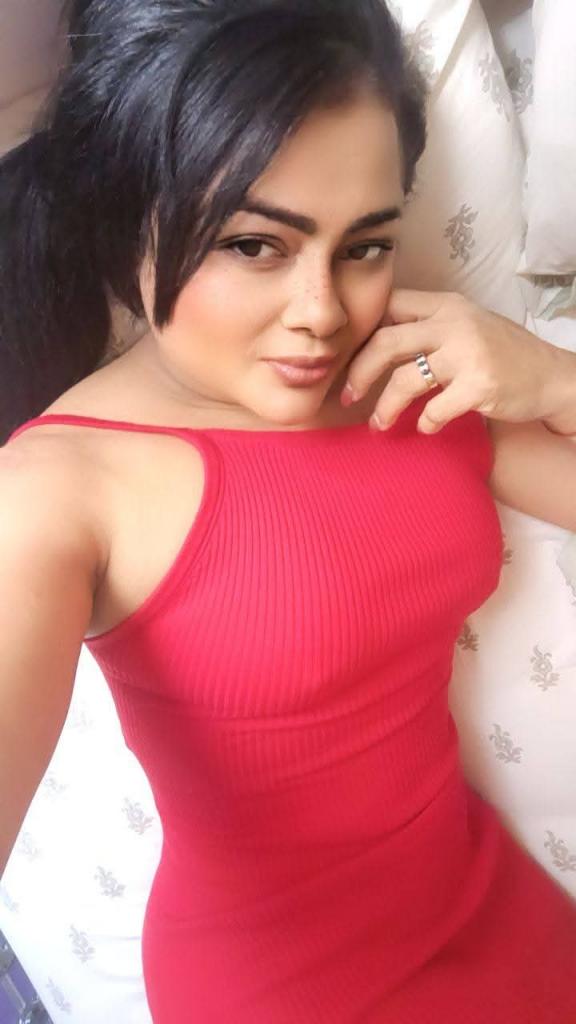 603971972: Chica busca chico en Málaga