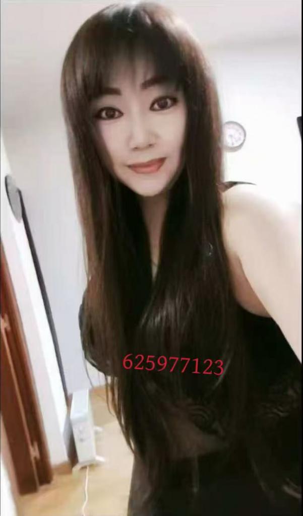 625977123: Chica busca chico en Madrid