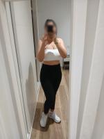 631061196: Chica busca chico en Málaga