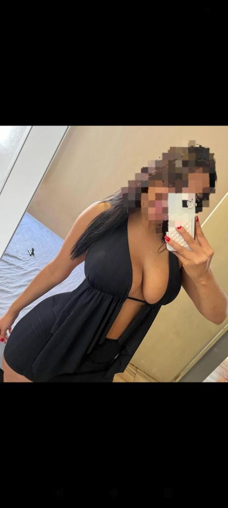 Chica busca chico en Tenerife: 