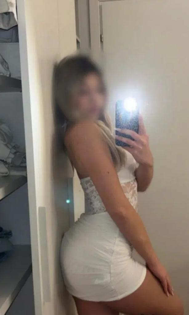 631807578: Chica busca chico en Tarragona