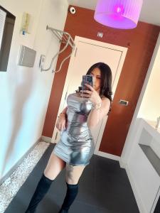 614369558: Chica busca chico en Orense