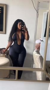 641923933: Chica busca chico en Gerona