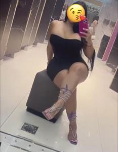 Chica busca chico en Cádiz: 