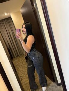 Chica busca chico en Tenerife: 