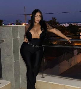 Chica busca chico en Ibiza: 