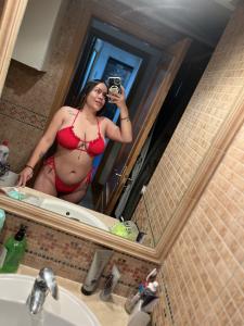 Chica busca chico en Almería: 