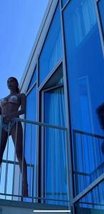 Chica busca chico en Ibiza: 