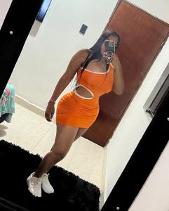 Chica busca chico en Alicante: 