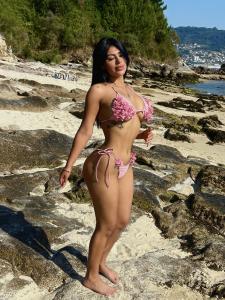 694262933: Chica busca chico en La Coruña
