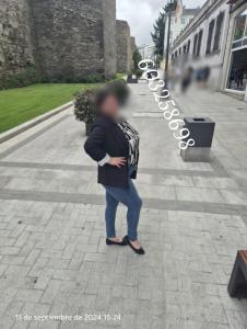 Chica busca chico en Lugo: 