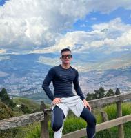 624231973: Chico busca chica en Barcelona