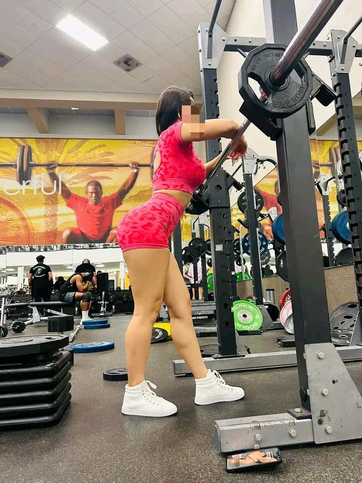 617023610: Chica busca chico en La Coruña