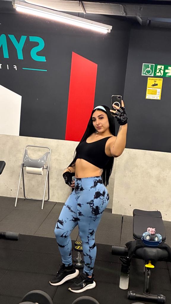 Chica busca chico en Cádiz: 