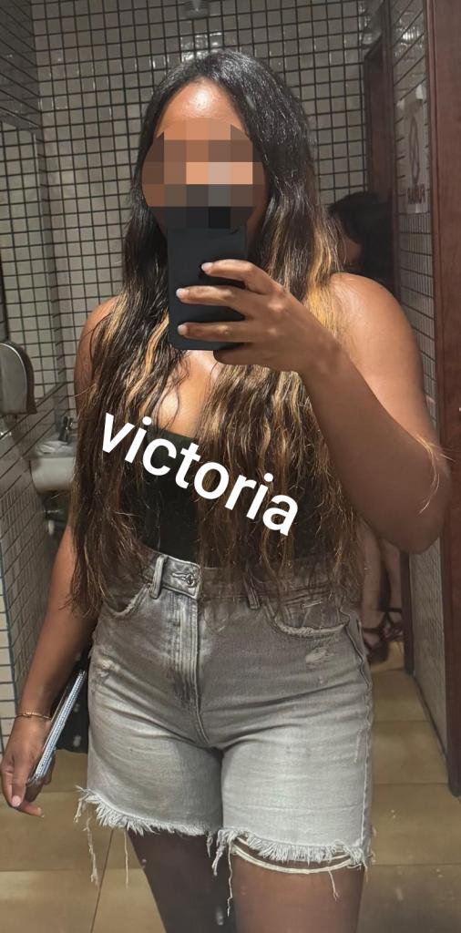 Chica busca chico en Tenerife: 