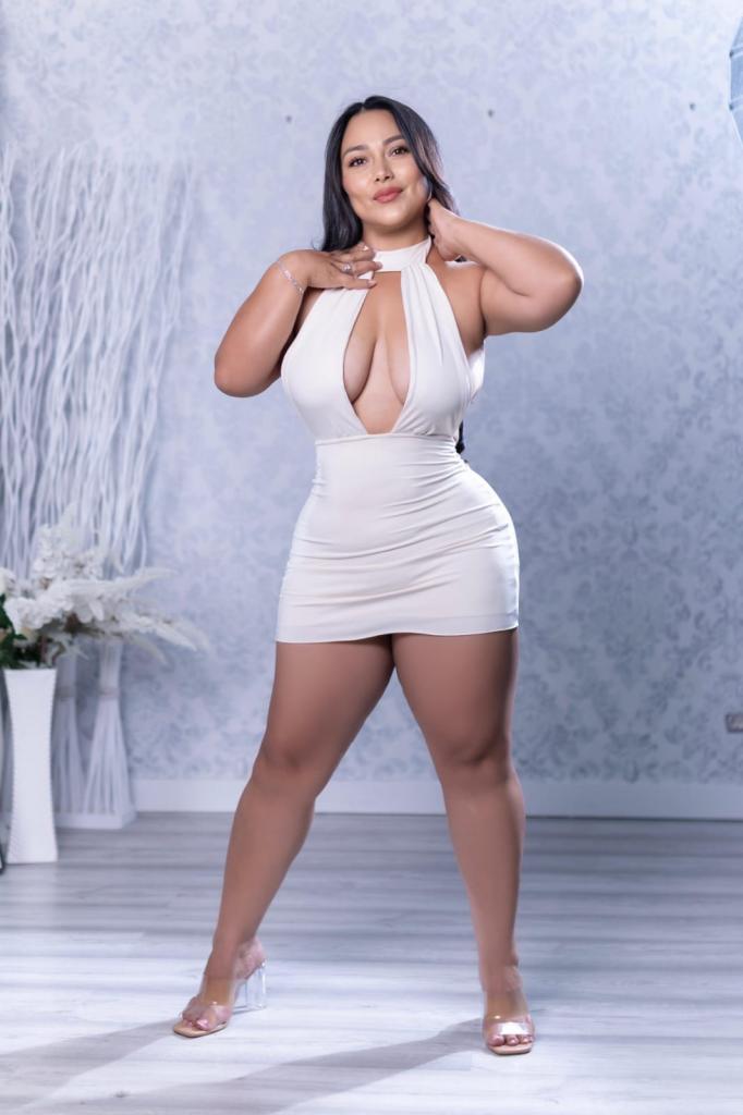 Chica busca chico en Barcelona: Chica busca chico