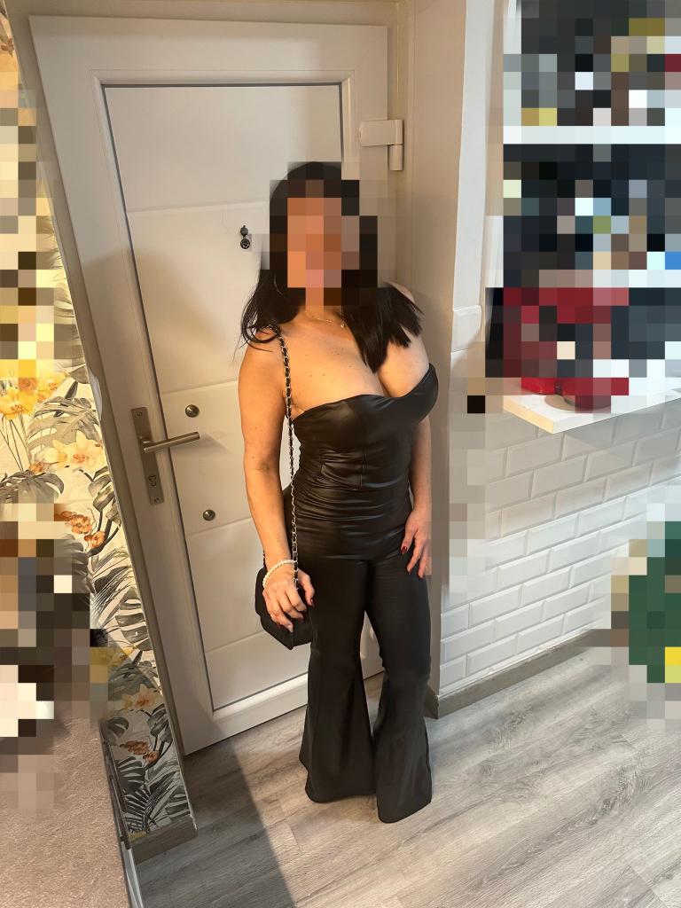 Chica busca chico en Pontevedra: 