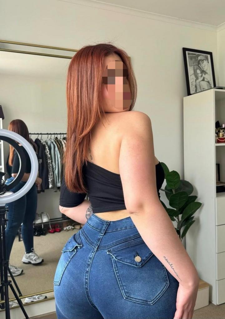 Chica busca chico en Asturias: 