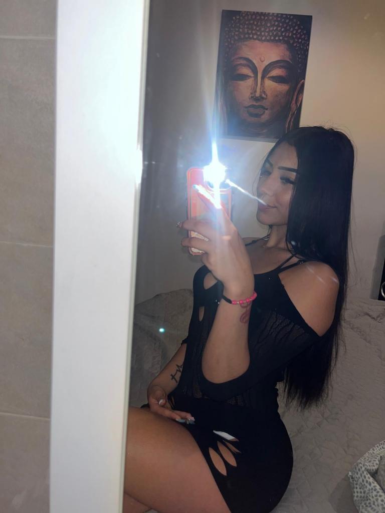 Chica busca chico en Madrid: Chica busca chico