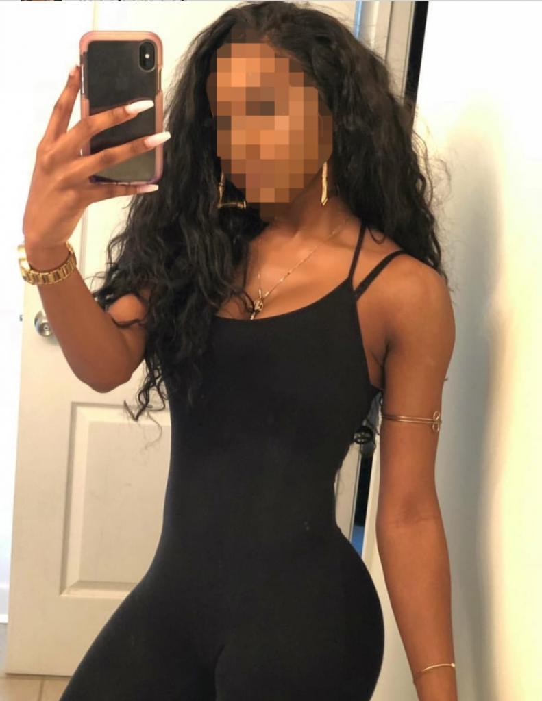 Chica busca chico en Barcelona: 