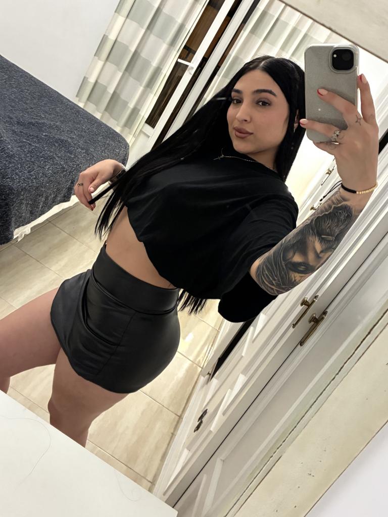 Chica busca chico en Cádiz: Chica busca chico