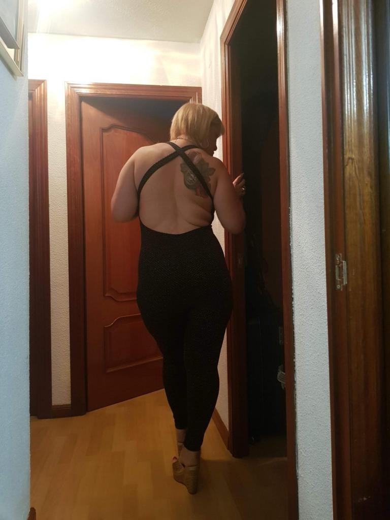 Chica busca chico en Jaén: 