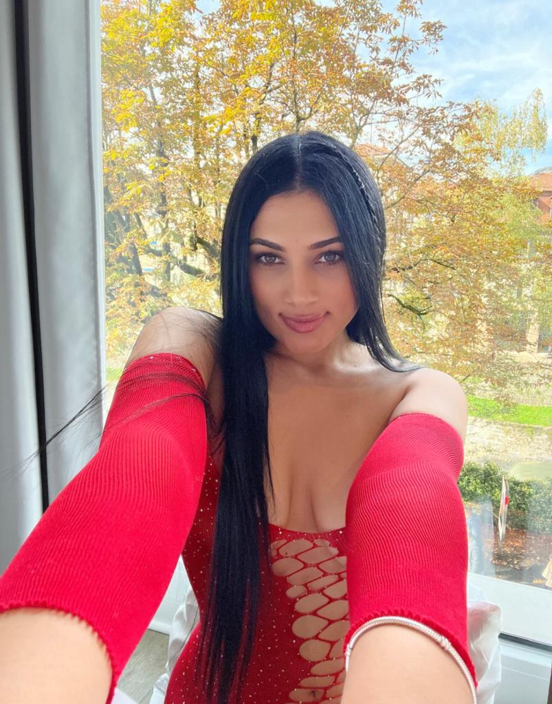 603505987: Chica busca chico en Lérida