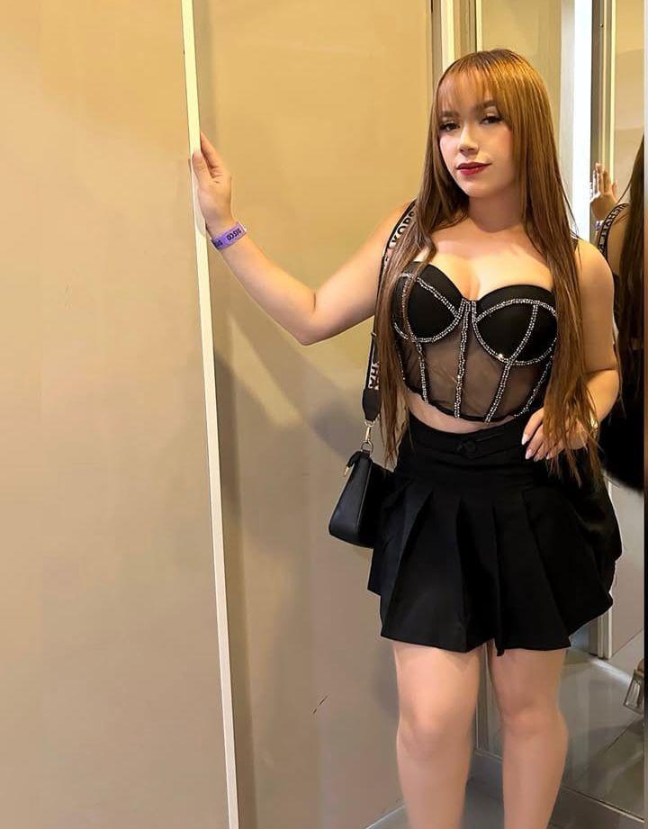 Chica busca chico en Tenerife: 