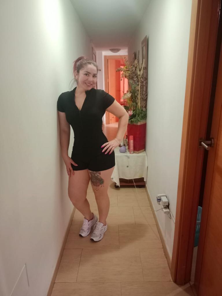 Chica busca chico en Almería: 