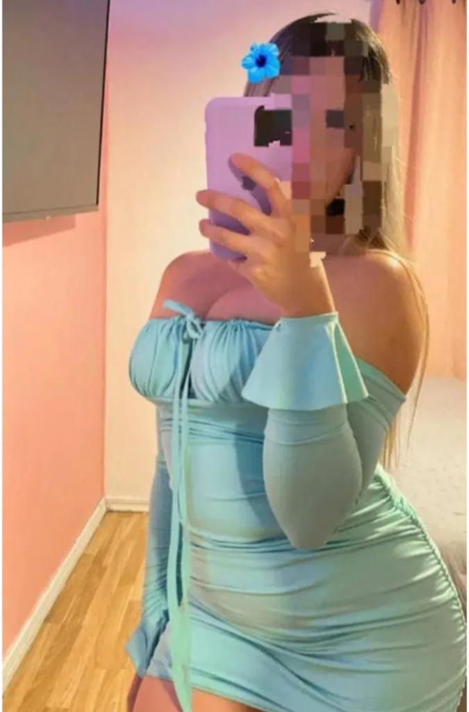 Chica busca chico en Huelva: 