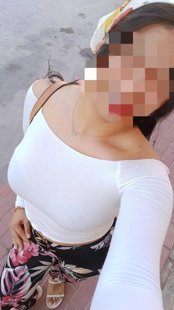 Chica busca chico en Cádiz: 