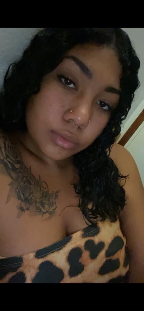 Chica busca chico en Tenerife: 