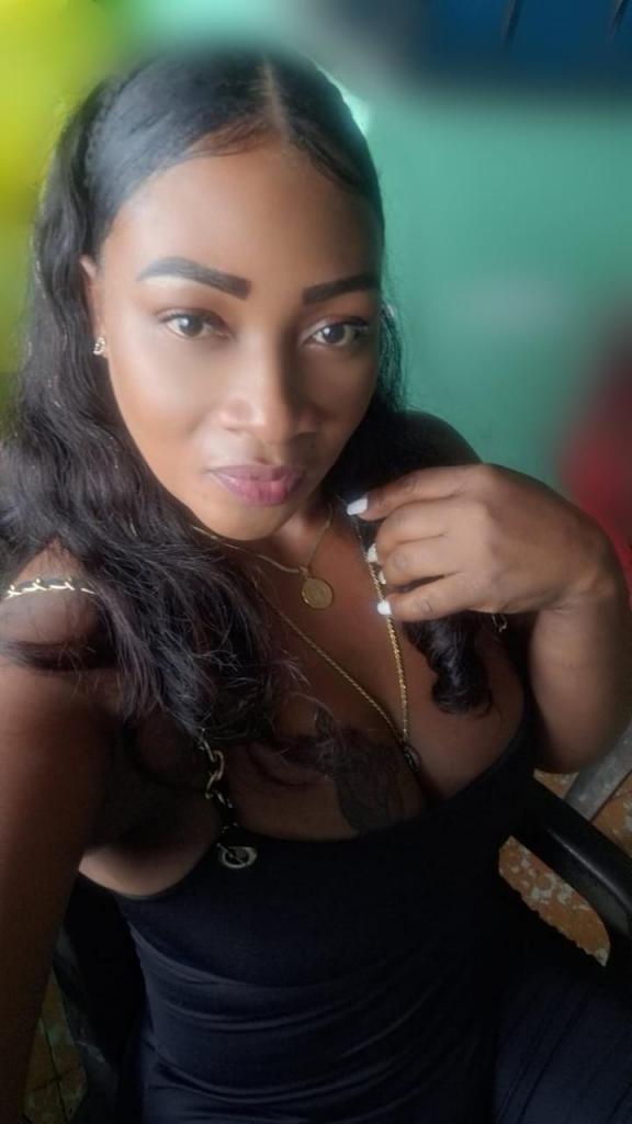 613595099: Chica busca chico en Badajoz