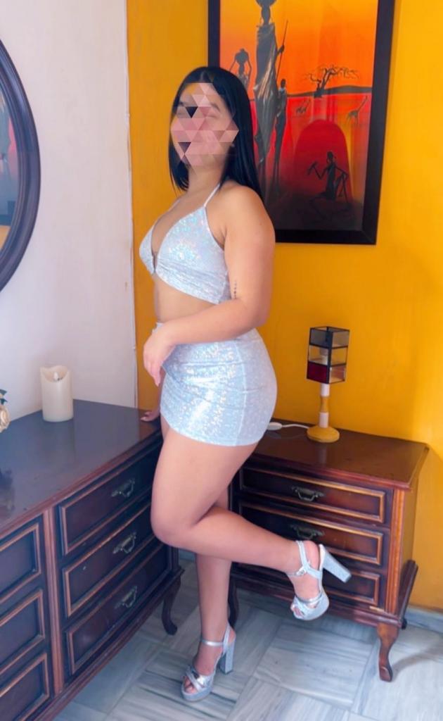 Chica busca chico en Cádiz: 