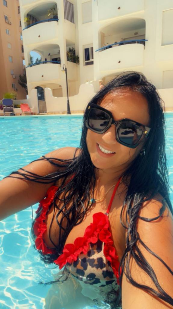 Chica busca chico en Granada: 