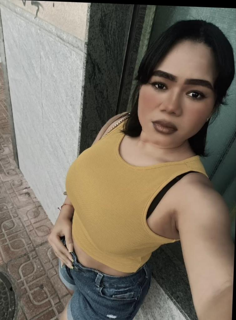 Chica busca chico en Alicante: Chica busca chico