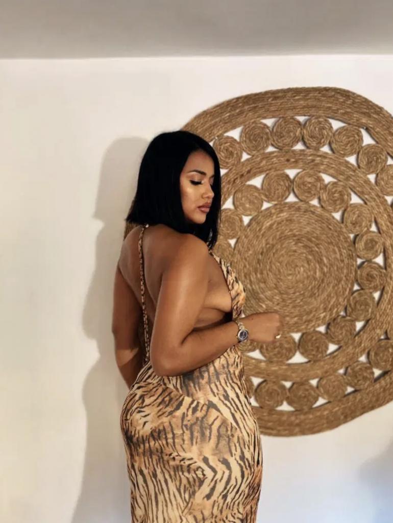 672552318: Chica busca chico en Madrid