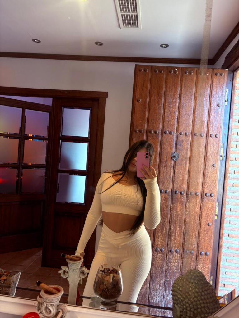 Chica busca chico en La Rioja: 