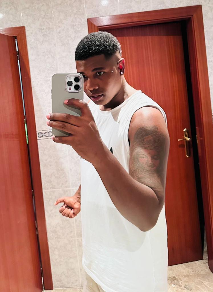 Chico busca chica en Alicante: 