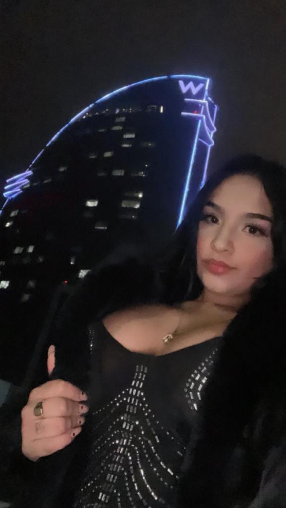 Chica busca chico en Sevilla: 