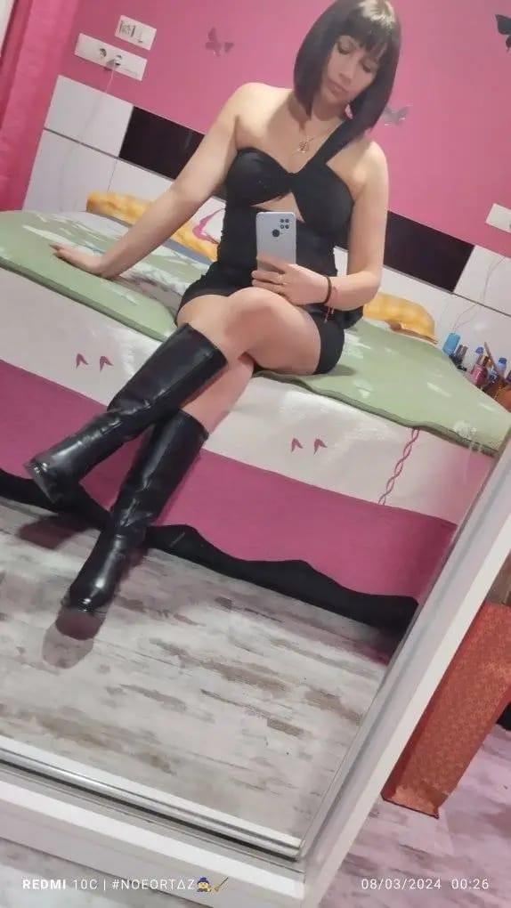 624731297: Chica busca chico en Cantabria