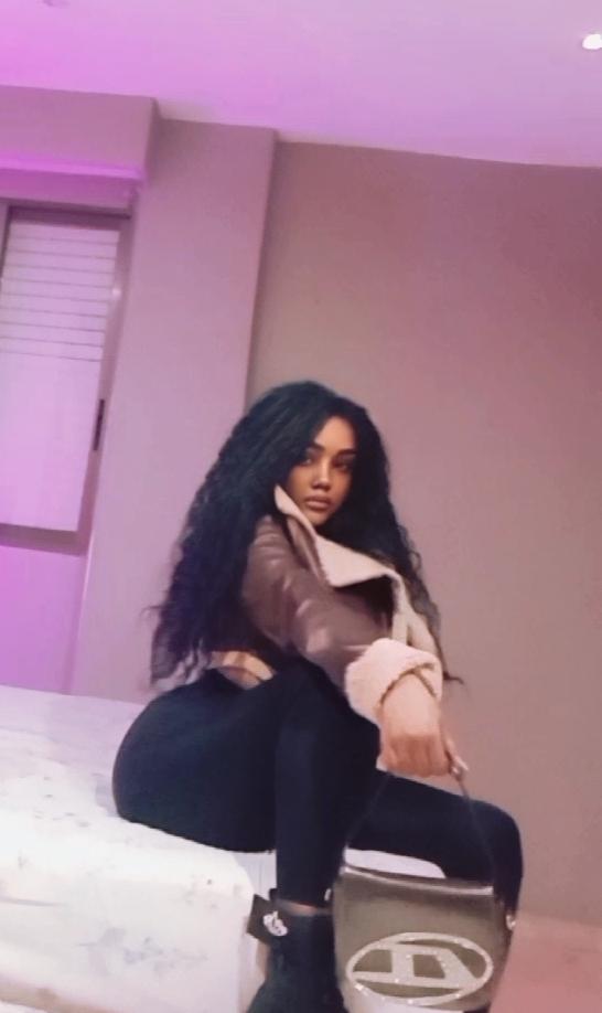 613611299: Chica busca chico en Alicante