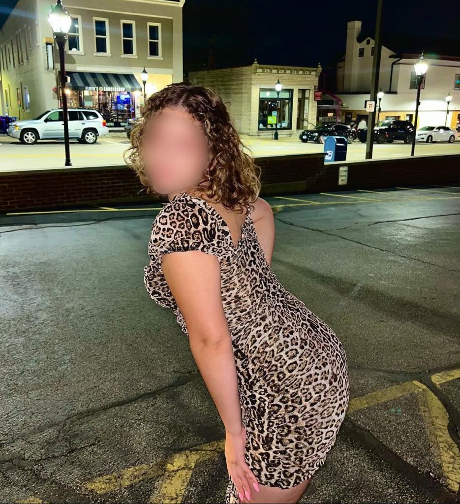 Chica busca chico en Sevilla: 