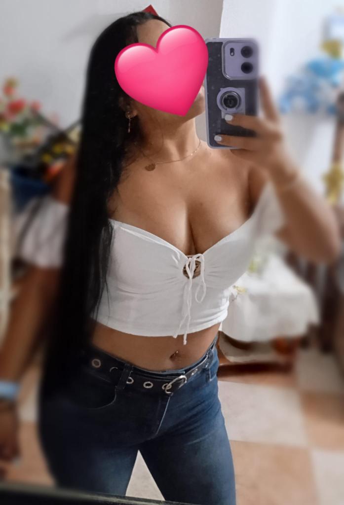 642083014: Chica busca chico en Huelva