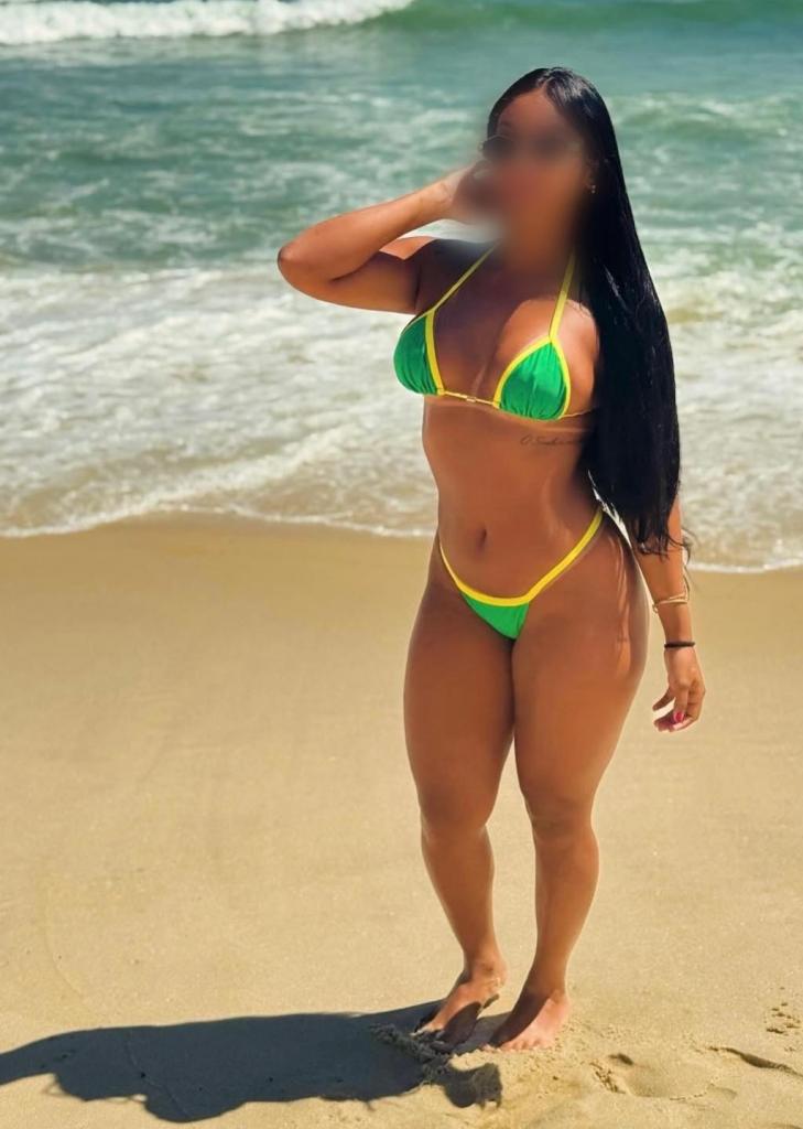 Chica busca chico en Barcelona: 