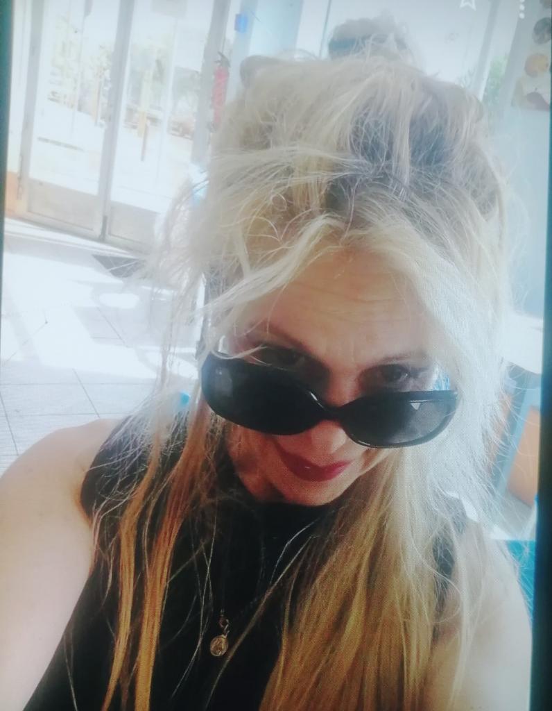 Chica busca chico en Alicante: 