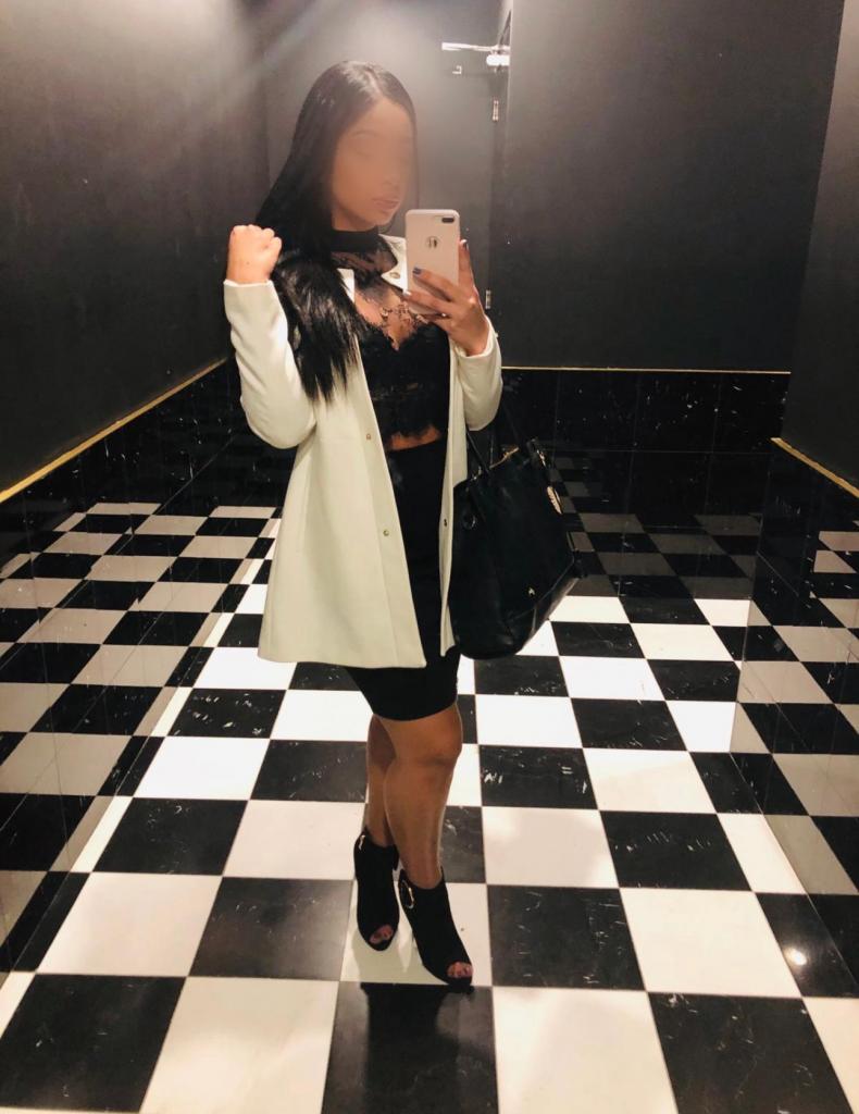 Chica busca chico en Granada: Chica busca chico