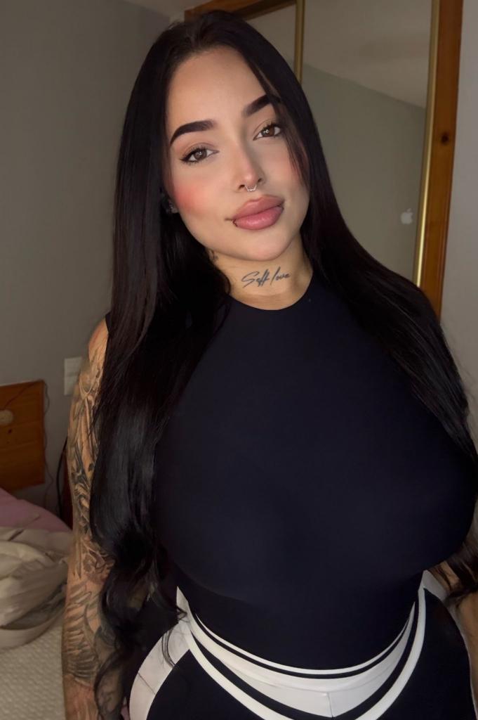 Chica busca chico en Barcelona: 